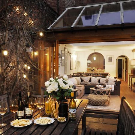 Вилла Dolls House - Luxury Townhouse *Sleeps 10* Хенли-на-Темзе Экстерьер фото